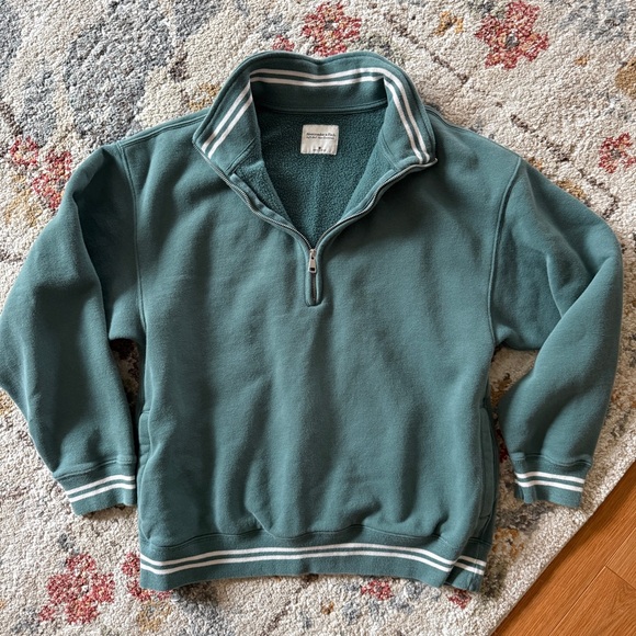M Abercrombie Green cream half Zip-Up sweatshirt - Picture 6 of 12